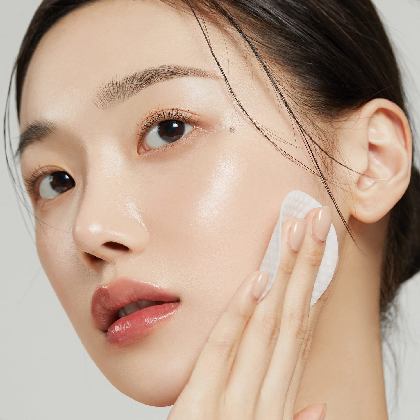 Medicube Zero Pore Pads 2.0 – Exfoliating & Pore-Care Toner Pads with AHA & BHA, Dual-Textured, 70 Pads
